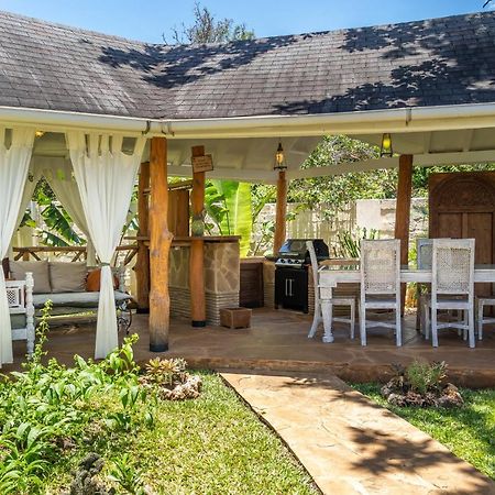 Private Pool Cottage Диани-Бич Экстерьер фото