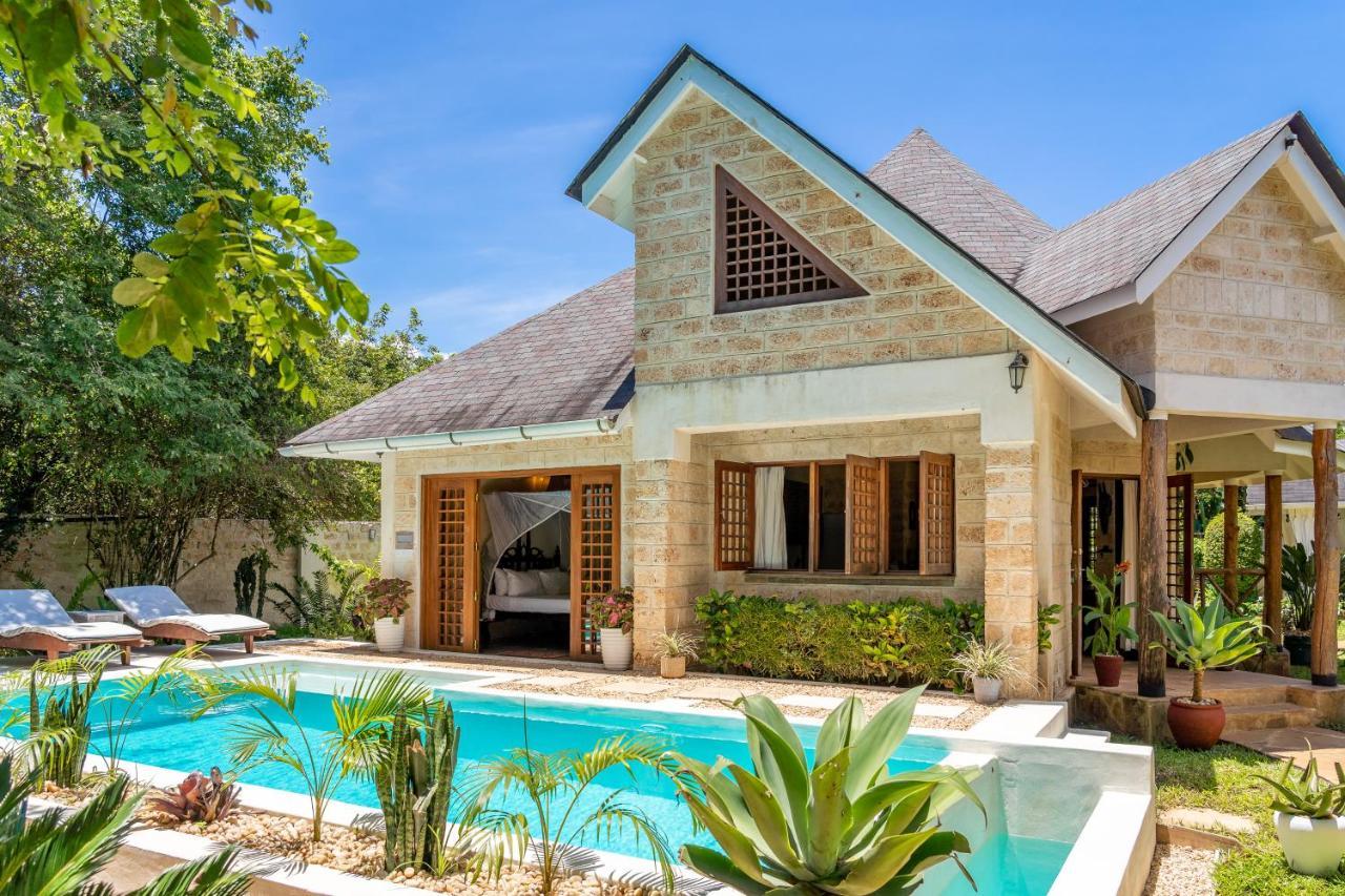 Private Pool Cottage Диани-Бич Экстерьер фото
