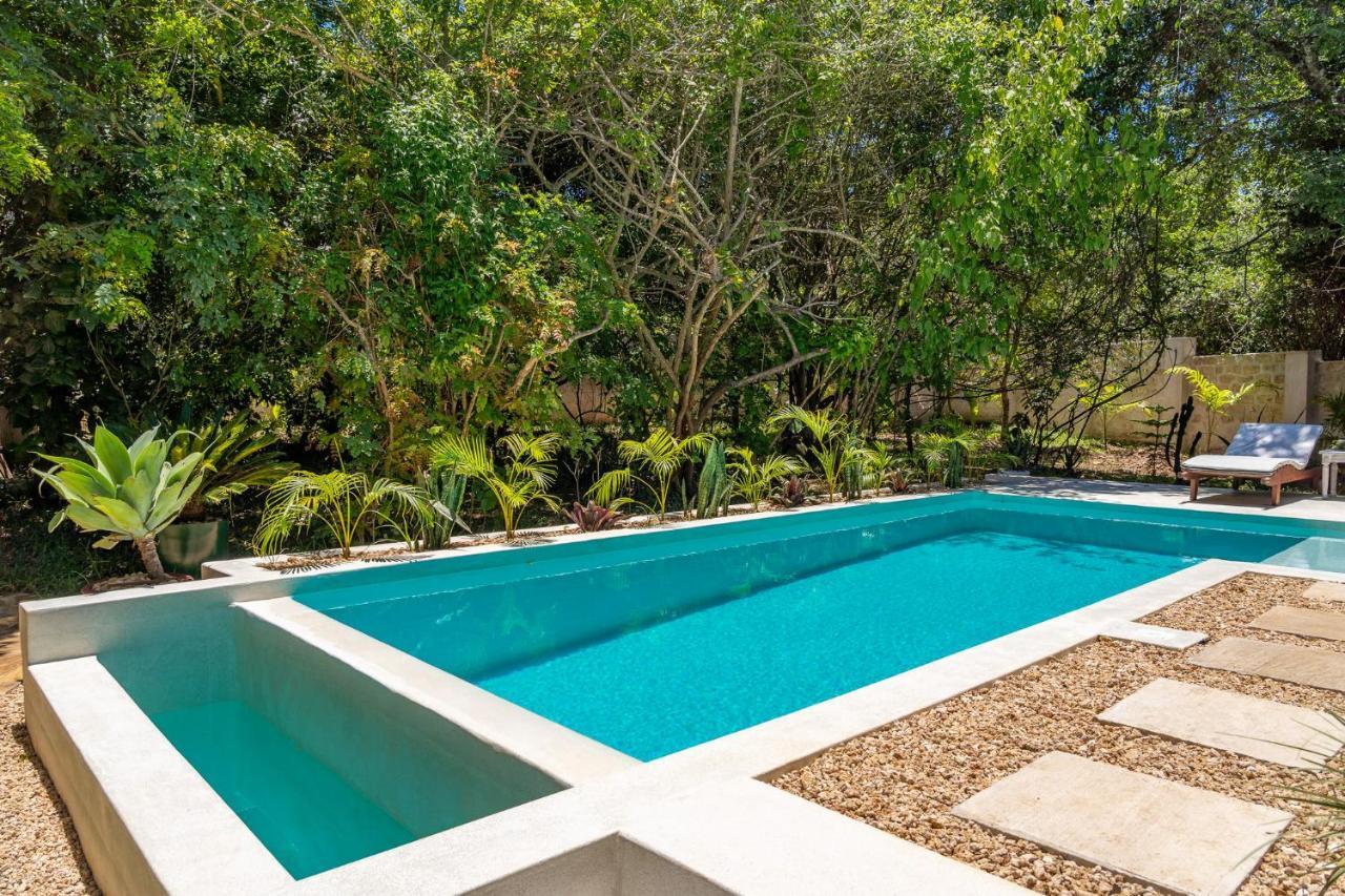 Private Pool Cottage Диани-Бич Экстерьер фото