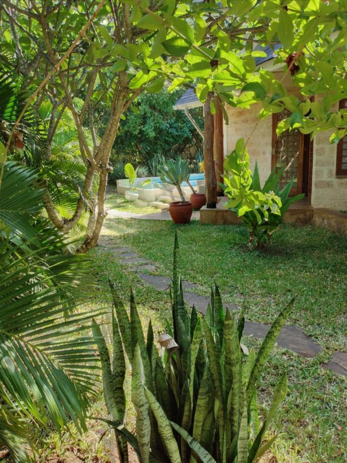Private Pool Cottage Диани-Бич Экстерьер фото